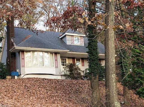 4 Sequoya Trl, Malvern, OH 44644 photo 1
