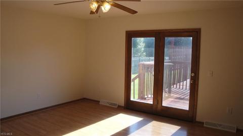250 Pine St, Creston, OH 44217 photo 6
