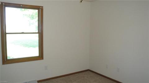 250 Pine St, Creston, OH 44217 photo 5