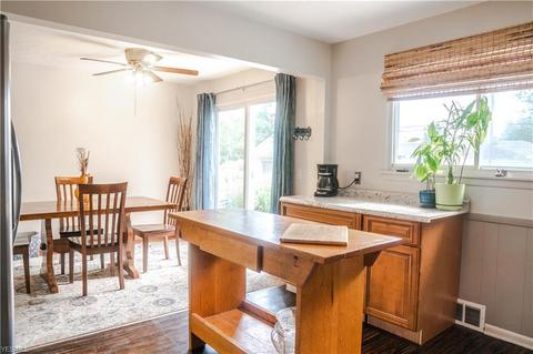 30312 Arnold Rd, Willowick, OH 44095 photo 7