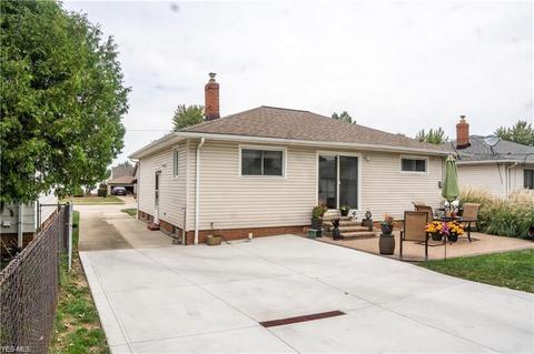 30312 Arnold Rd, Willowick, OH 44095 photo 17