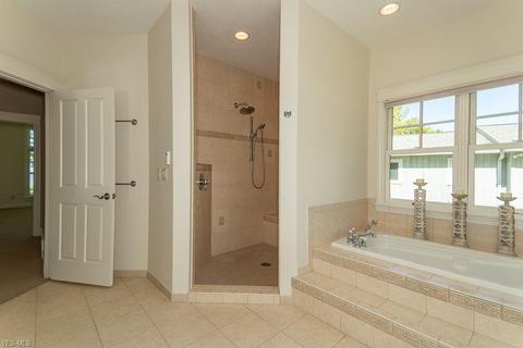 3703 Edgewater Dr, Ashtabula, OH 44004 photo 20