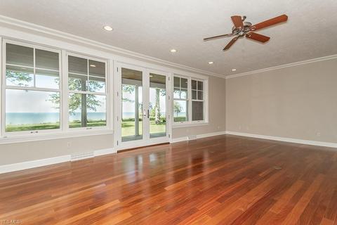 3703 Edgewater Dr, Ashtabula, OH 44004 photo 13