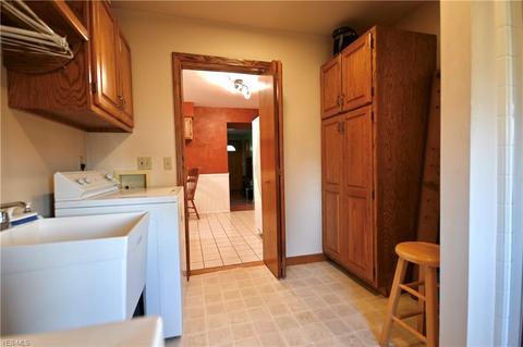 229 Renee Dr, Struthers, OH 44471 photo 9