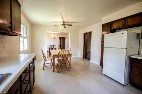 1565 Roosevelt Ave, Niles, OH 44446 photo 6
