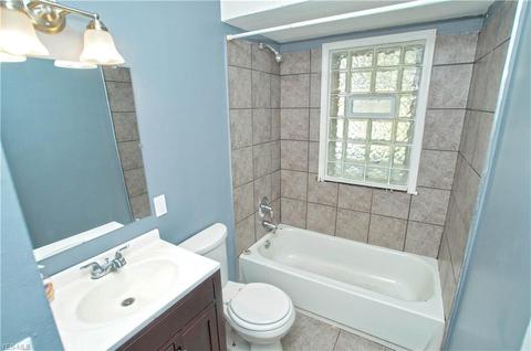 17233 Mapleboro Ave, Maple Heights, OH 44137 photo 7