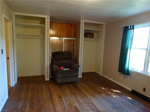 8029 Center Rd, Ashtabula, OH 44004 photo 13