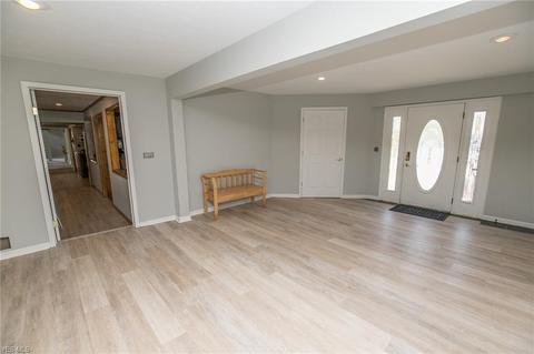 7600 Ridge Rd, Parma, OH 44129 photo 6