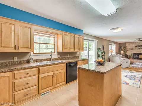 3214 Doubler Dr, Akron, OH 44319 photo 15