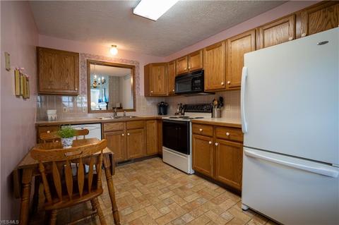 4746 Preserve Dr NW, Canton, OH 44708 photo 12