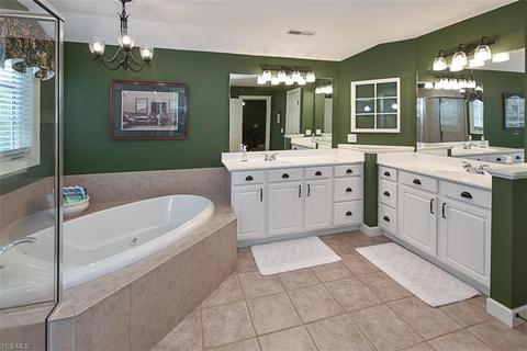 7382 Capilano Dr, Solon, OH 44139 photo 22