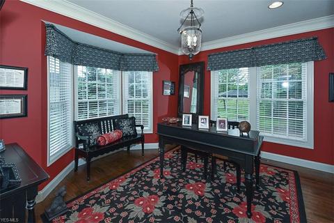7382 Capilano Dr, Solon, OH 44139 photo 8