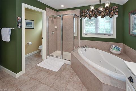 7382 Capilano Dr, Solon, OH 44139 photo 21