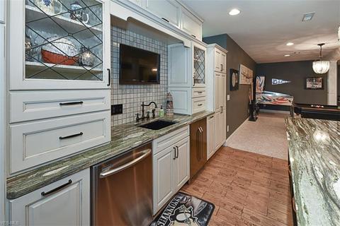 7382 Capilano Dr, Solon, OH 44139 photo 27