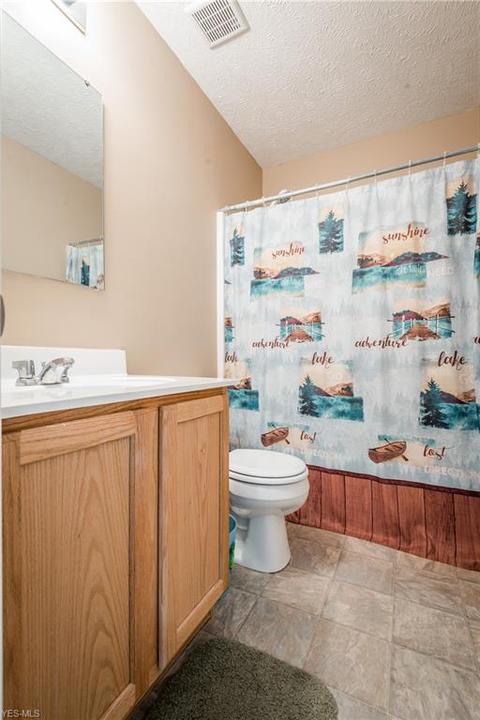 2894 Captens St NE, Canton, OH 44721 photo 16