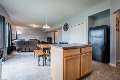 2894 Captens St NE, Canton, OH 44721 photo 8