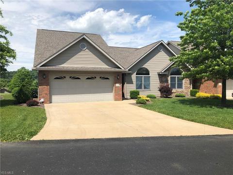 223 Pinehurst Dr, Dover, OH 44622 photo 2