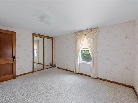 1057 Mount Vernon Ave, Akron, OH 44310 photo 15