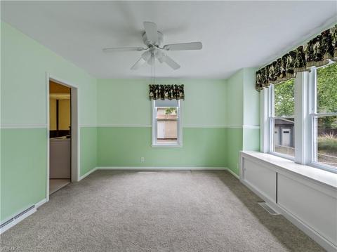 1057 Mount Vernon Ave, Akron, OH 44310 photo 5