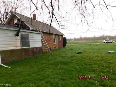 2713 Blake Rd, Ashtabula, OH 44004 photo 3
