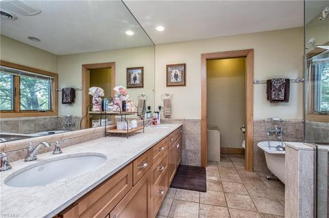 5575 E Boulevard NW, Canton, OH 44718 photo 16