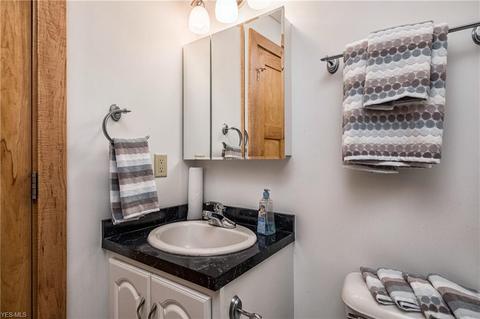 5575 E Boulevard NW, Canton, OH 44718 photo 25
