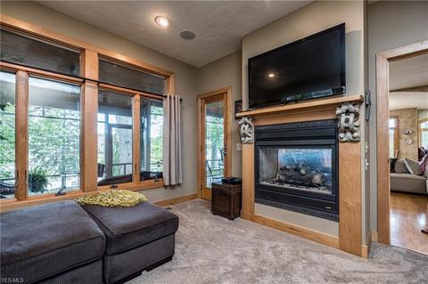5575 E Boulevard NW, Canton, OH 44718 photo 9