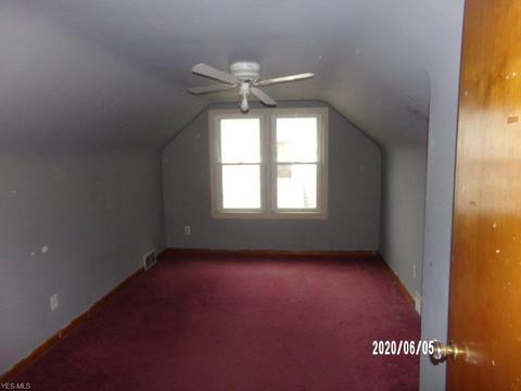 33 Creed St, Struthers, OH 44471 photo 10