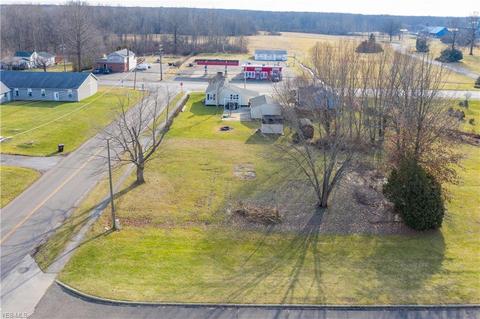 9795 E Center St, Windham, OH 44288 photo 5