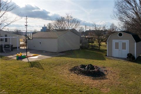 9795 E Center St, Windham, OH 44288 photo 11