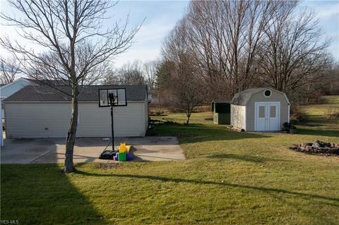 9795 E Center St, Windham, OH 44288 photo 13