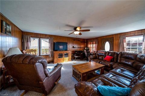9795 E Center St, Windham, OH 44288 photo 19