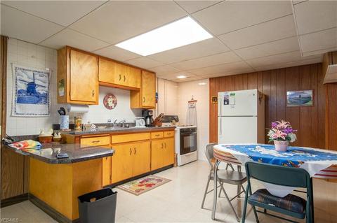 509 Como St, Struthers, OH 44471 photo 16