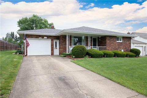 509 Como St, Struthers, OH 44471 photo 2