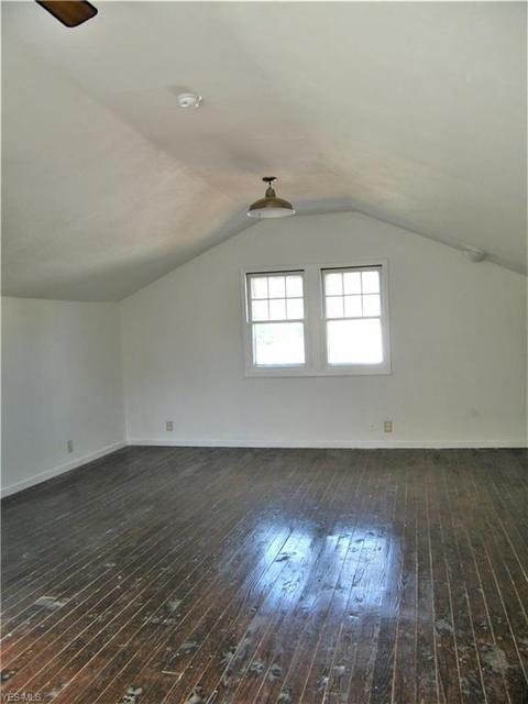 112 Baker St, Berea, OH 44017 photo 16