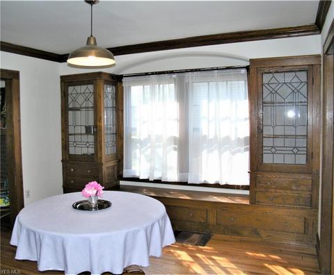 112 Baker St, Berea, OH 44017 photo 5