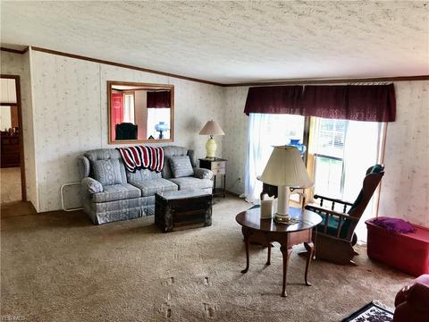 8868 Nichols Rd, Windham, OH 44288 photo 4