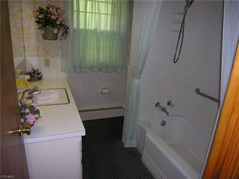 1931 Grafton Rd, Elyria, OH 44035 photo 14