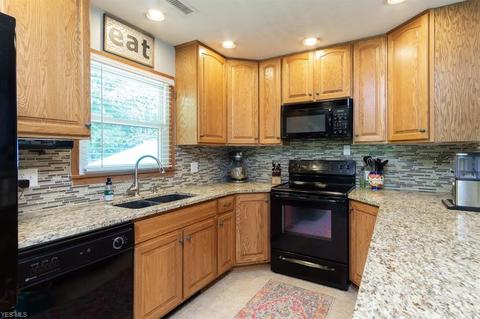 3668 Ranfield Rd, Kent, OH 44240 photo 4