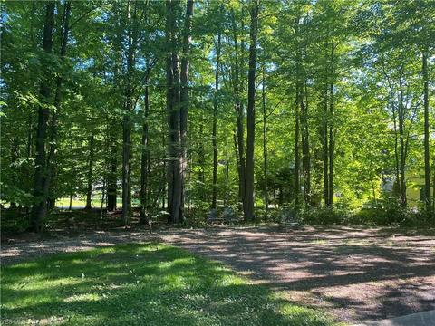 1711 Warrick Dr, Ashtabula, OH 44004 photo 4