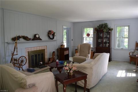 950 Elywood Dr, Elyria, OH 44035 photo 6
