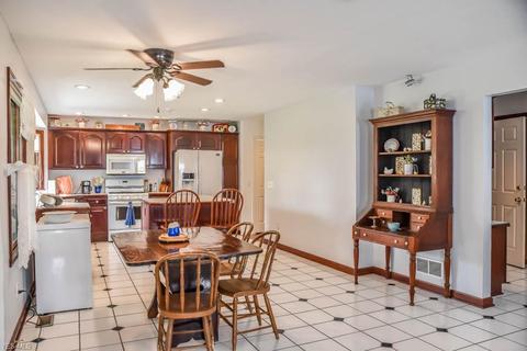6950 Buckhorn Dr NW, Canton, OH 44708 photo 7