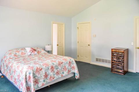 6950 Buckhorn Dr NW, Canton, OH 44708 photo 12