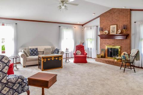 6950 Buckhorn Dr NW, Canton, OH 44708 photo 9