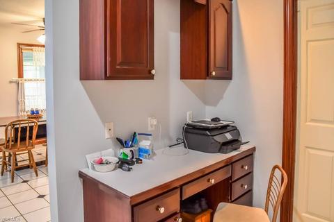 6950 Buckhorn Dr NW, Canton, OH 44708 photo 8