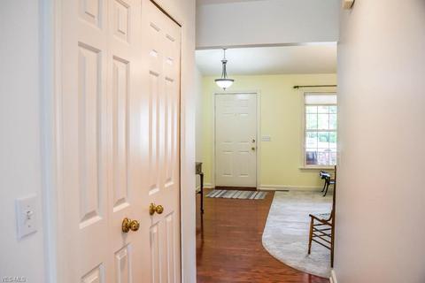 6950 Buckhorn Dr NW, Canton, OH 44708 photo 23