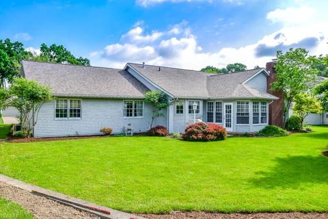 6950 Buckhorn Dr NW, Canton, OH 44708 photo 24