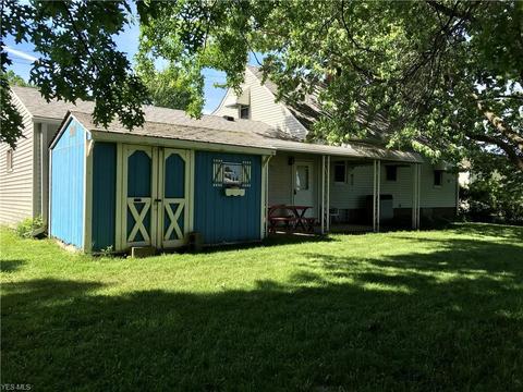 36829 Saint Clair St, Willoughby, OH 44094 photo 6