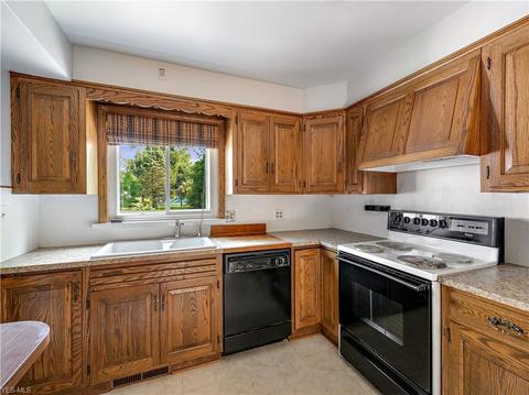 120 E 13th St, Dover, OH 44622 photo 11