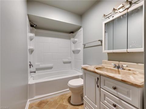 120 E 13th St, Dover, OH 44622 photo 19